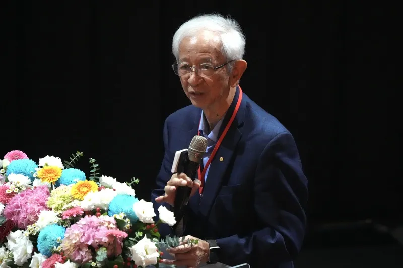 李遠哲夫人吳錦麗過世 享耆壽90歲，不辦追思會 PTT