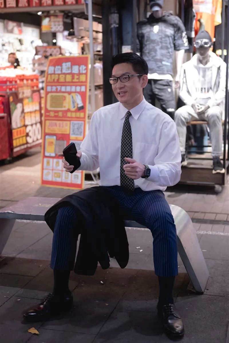 童仲彥 假釋出獄與近況，「超狂新身分」驚呆